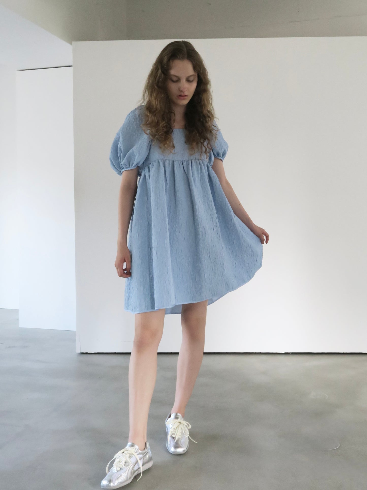 puff ribbon mini dress