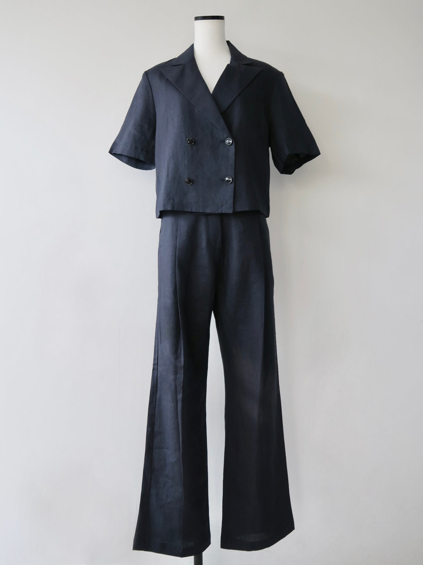 linen short sleeve set up