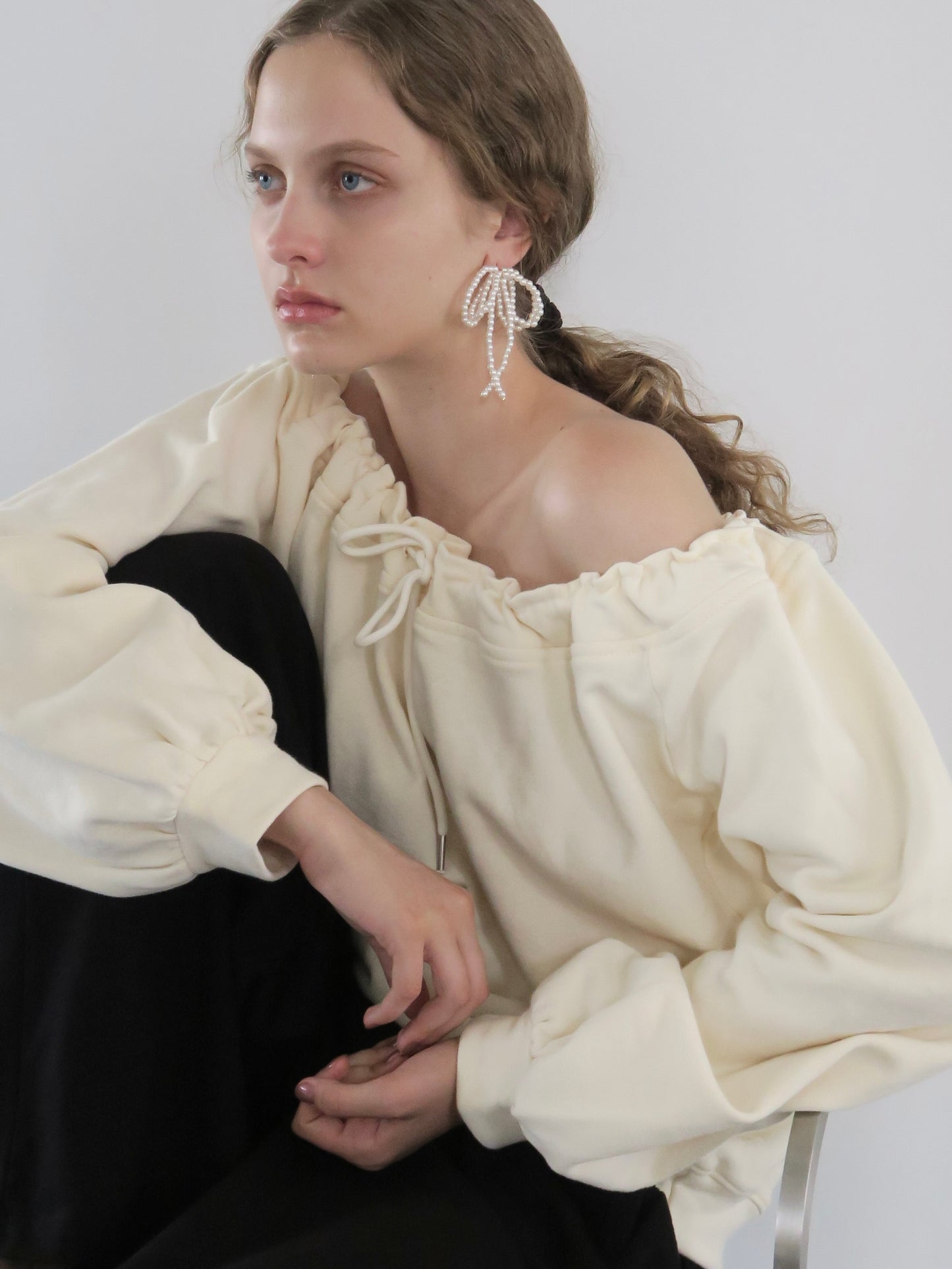 drawstring off shoulder pullover