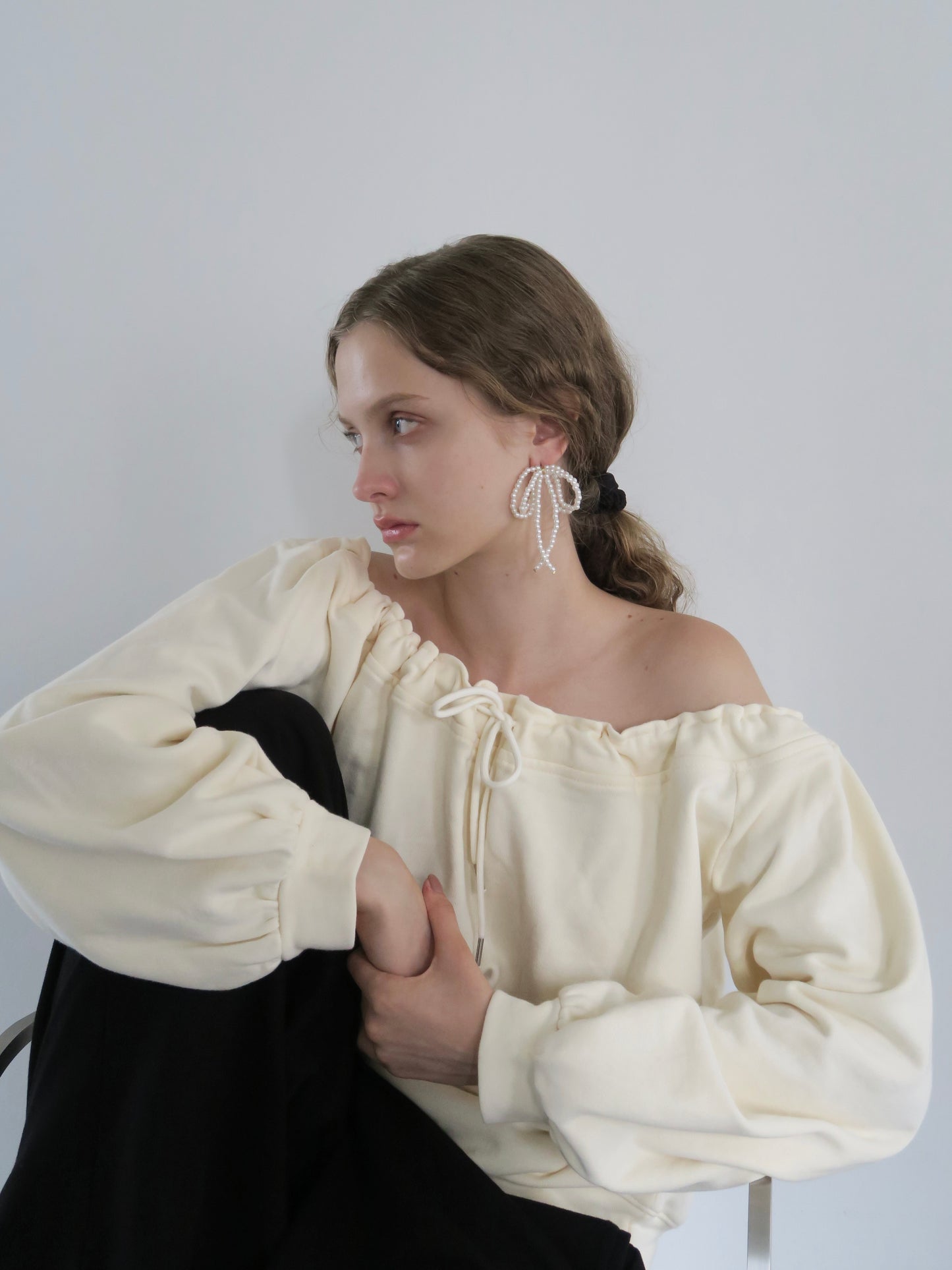 drawstring off shoulder pullover