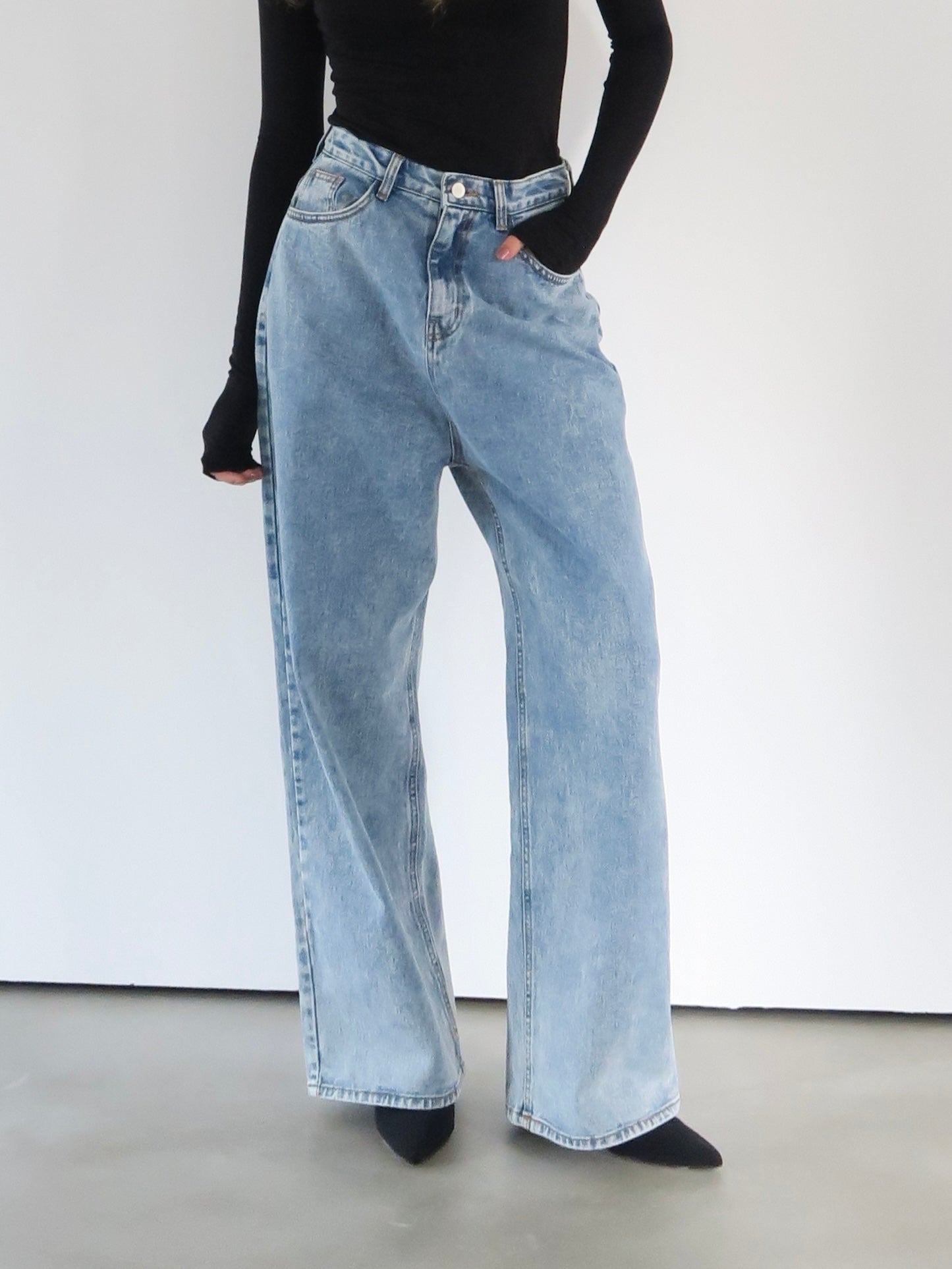 ice loose straight denim