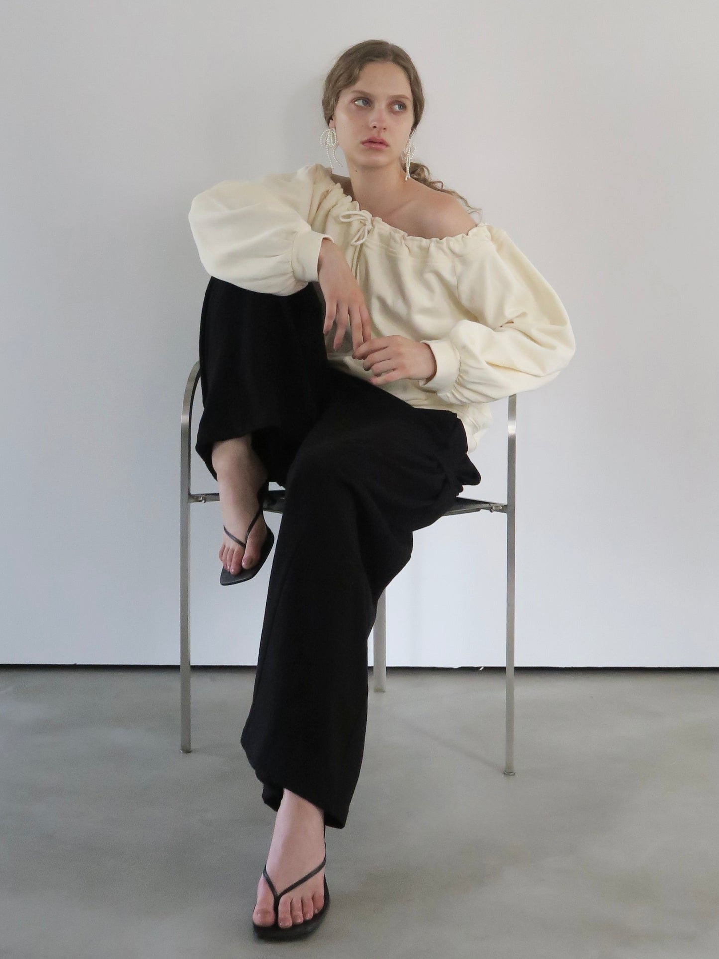 drawstring off shoulder pullover