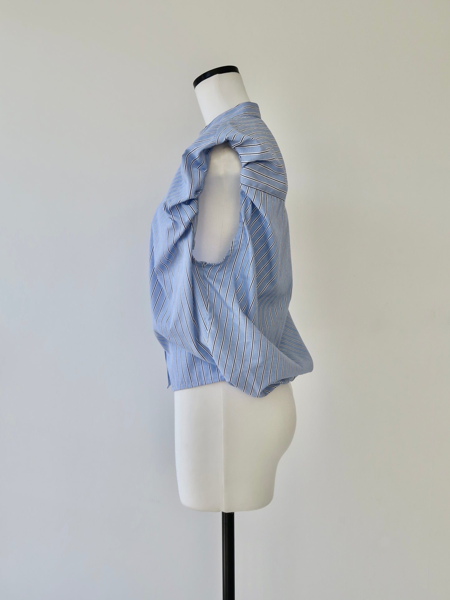 stand collar puff blouse