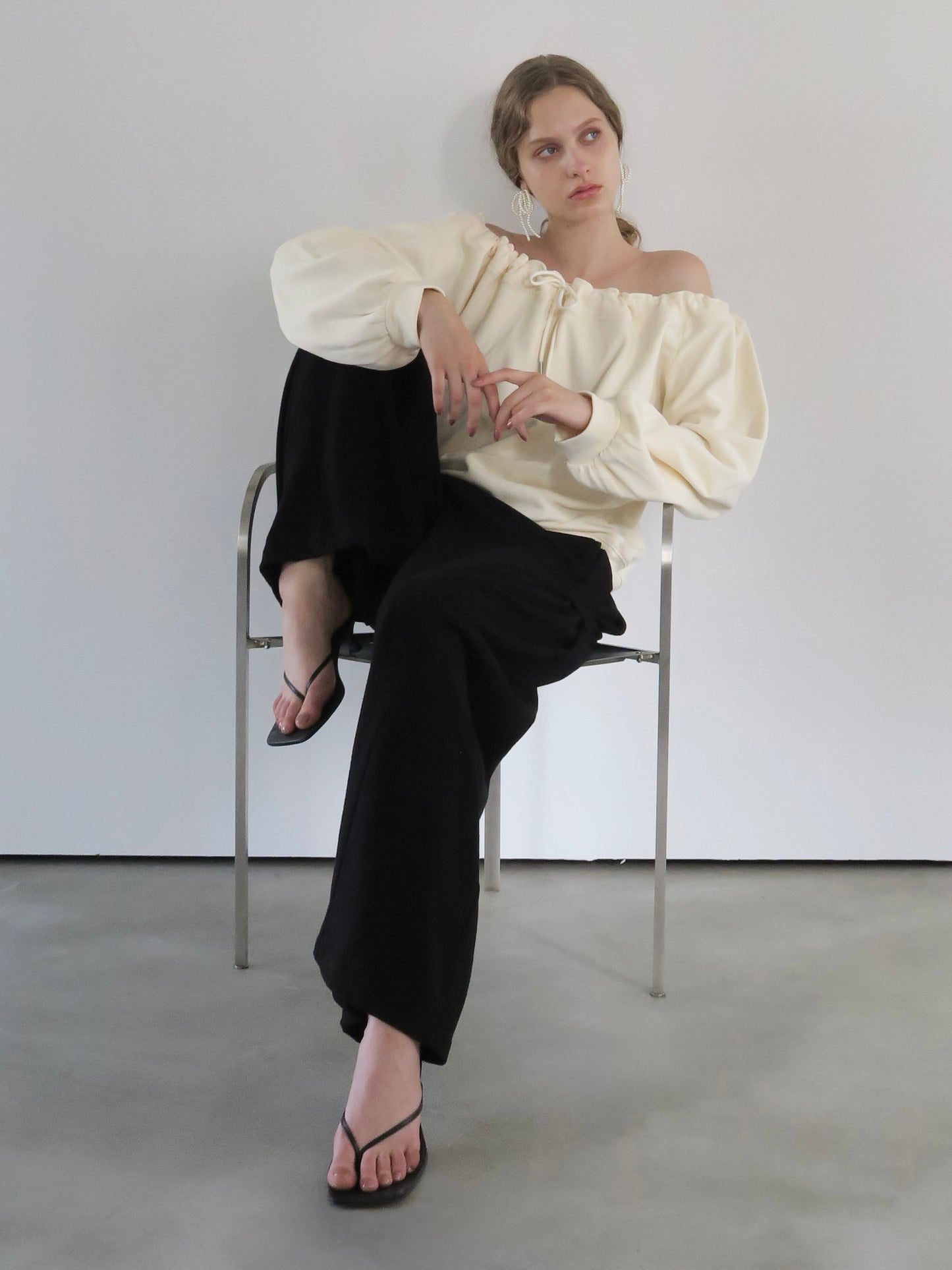 drawstring off shoulder pullover
