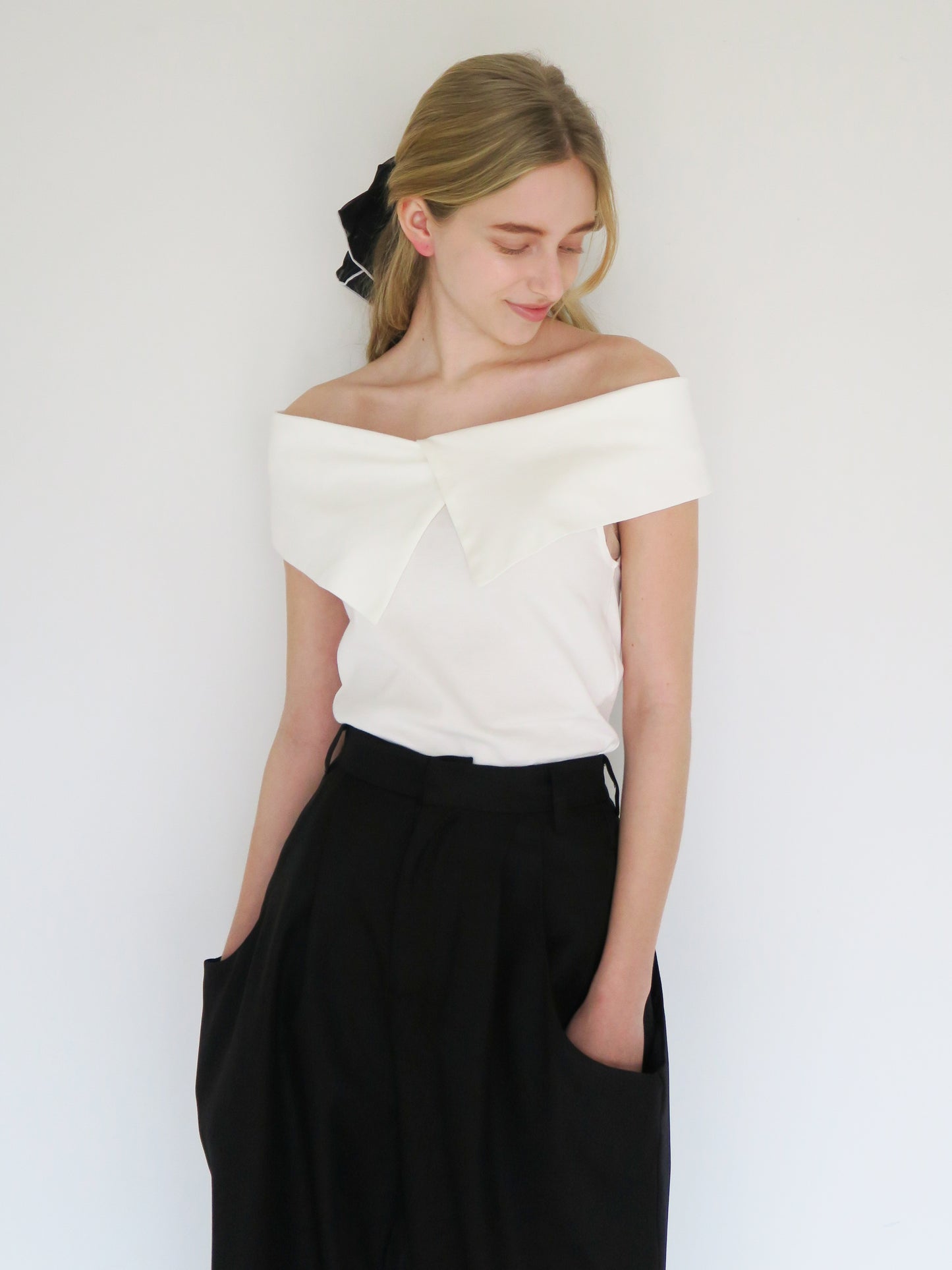 big collar off shoulder tops