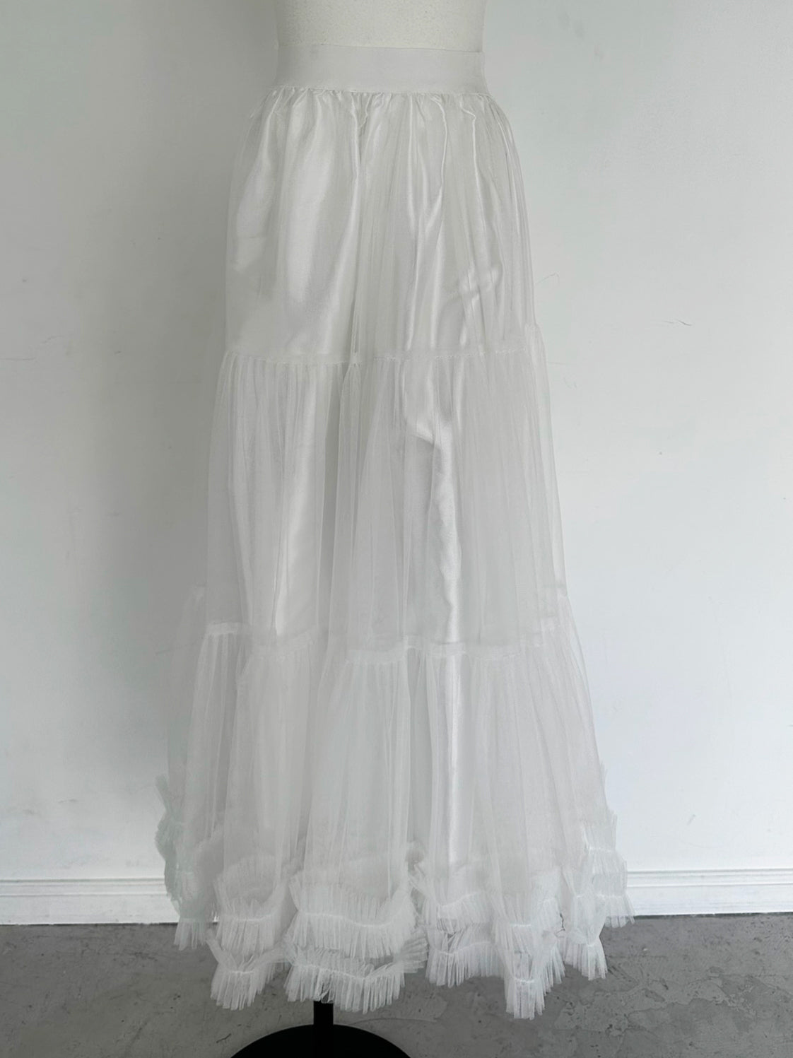 volume tulle flare skirt