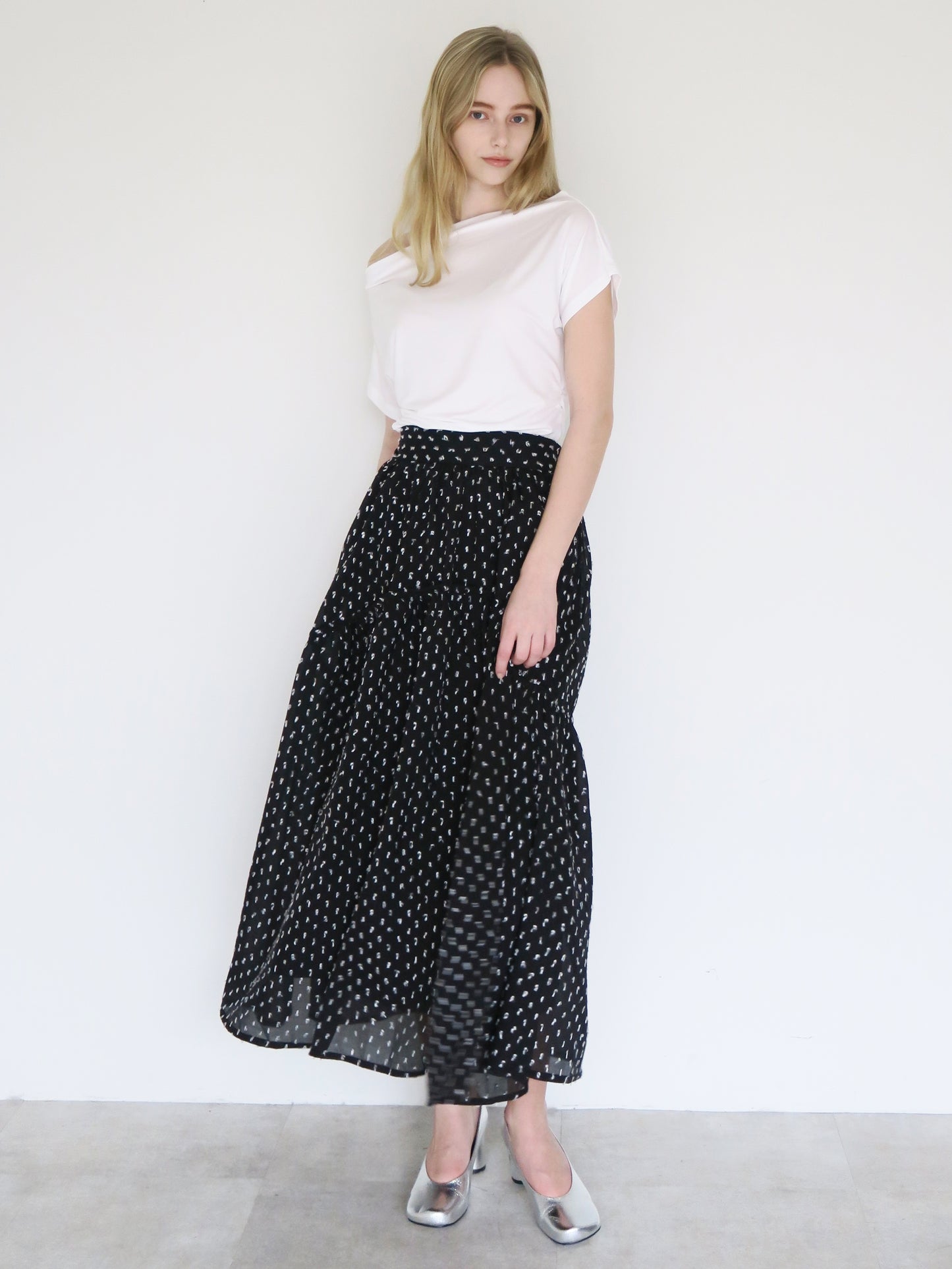 dot long flare skirt