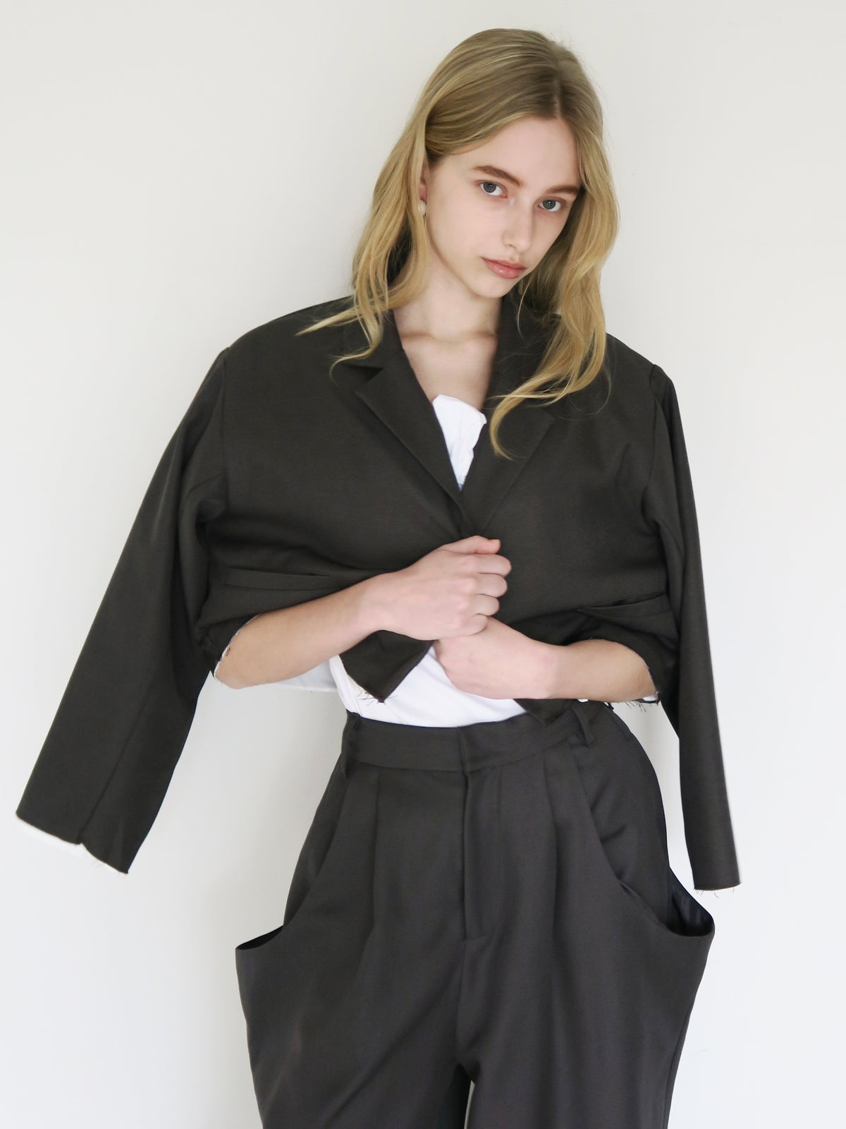 [ SAMPLE SALE ] cutoff cropped jacket