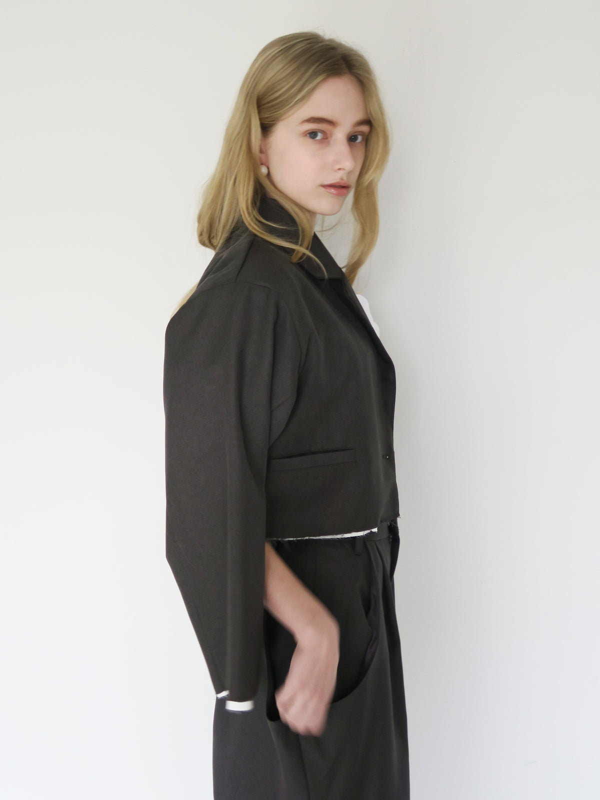 [ SAMPLE SALE ] cutoff cropped jacket