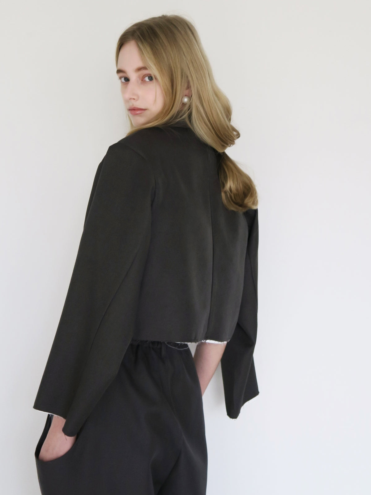[ SAMPLE SALE ] cutoff cropped jacket