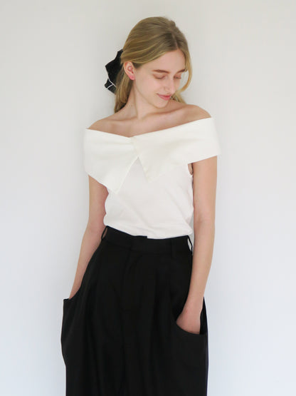 big collar off shoulder tops