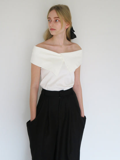 big collar off shoulder tops