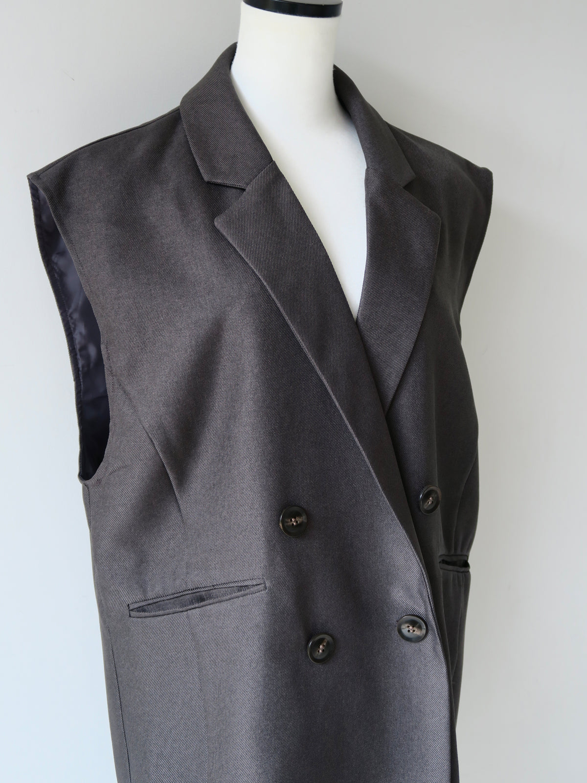 [ SAMPLE SALE ] long tailored gilet