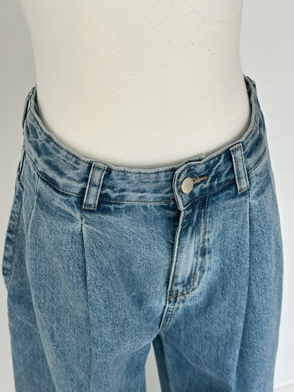 obsess double tuck wide jeans